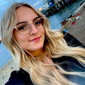 Meet your Posher, Ari